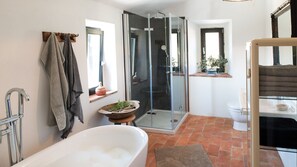 Bathtub, hair dryer, bidet, towels - Tuscany romance. Rural charm between Montalcino and sea. Relax pur (Cinigiano)