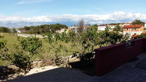 Property grounds - APARTMENT FOR 8 PEOPLE (Vir)