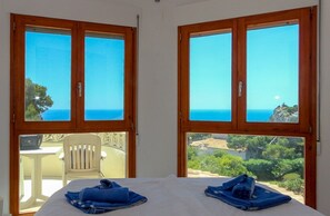 3 bedrooms, iron/ironing board, free WiFi, bed sheets - Dream Villa la TORRE al MAR | panoramic sea view, top location WLAN pool heating (Xàbia)