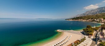 Familie vakantie! Villa met zwembad, BBQ en uitzicht op zee in Podgora, Makarska Riviera!