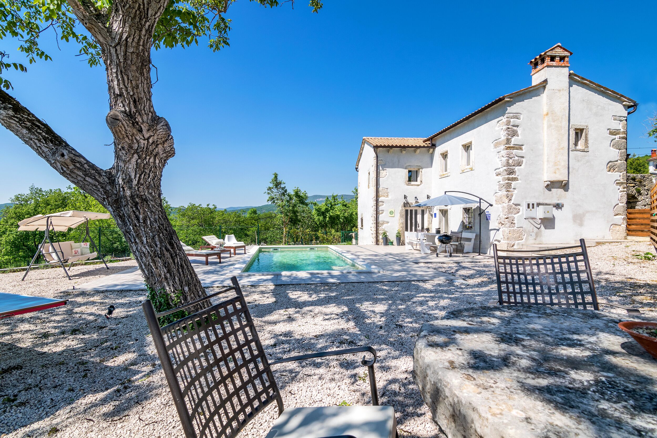 Piscina externa, piscina aquecida