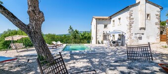 VILLA KURIOZA - ECO STONE VILLA WITH HEATED POOL - IDEAL FOR FAMILY VACATIONS