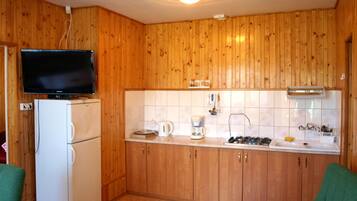 KylskÄp, mikrovÄgsugn, ugn och spishÀll