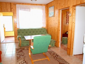 Tv, bordfodbold, bordtennisbord