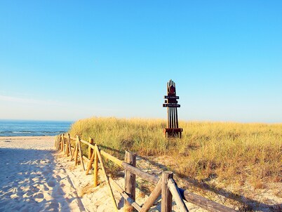 Comfortable and cozy apartment by the sea for 4 people.