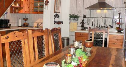 Mediterranean holiday house, Berlin Steglitz-Zehlendorf, 4 bedrooms, 11 persons