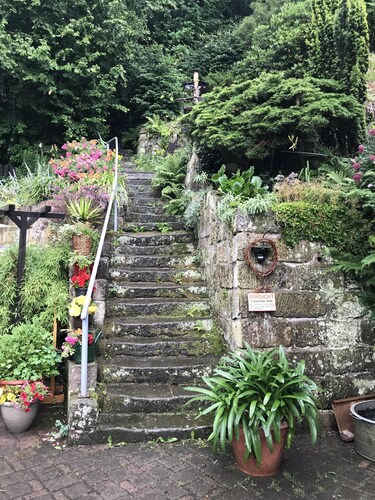 Romantic nest for breathing out