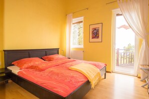 2 bedrooms, free WiFi, bed sheets