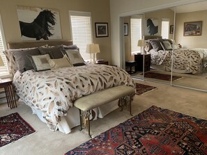 3 bedrooms, desk, iron/ironing board, free WiFi