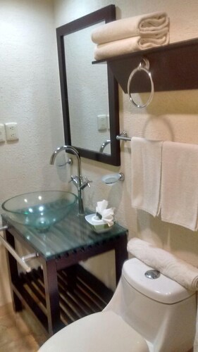 Madero Suites
