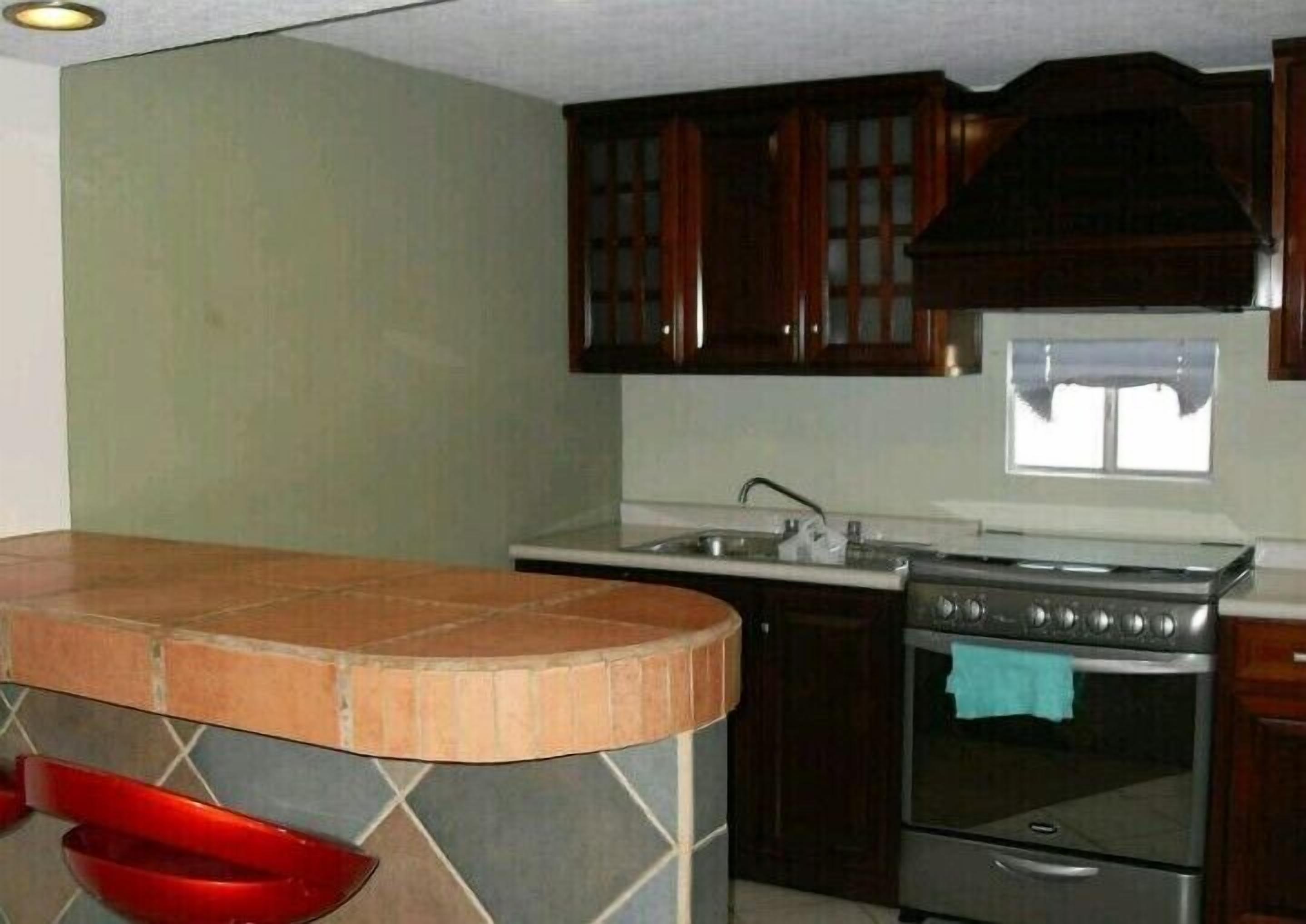 double room, 2 double beds, kitchenette | private kitchen | microwave