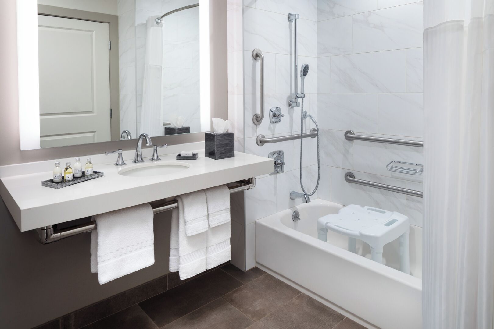 Deluxe Room, 2 Queen Beds, Accessible Bathtub | Bathroom | Free toiletries, hair dryer, towels