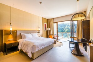 Literie de qualité supérieure, couette en duvet d'oie, minibar