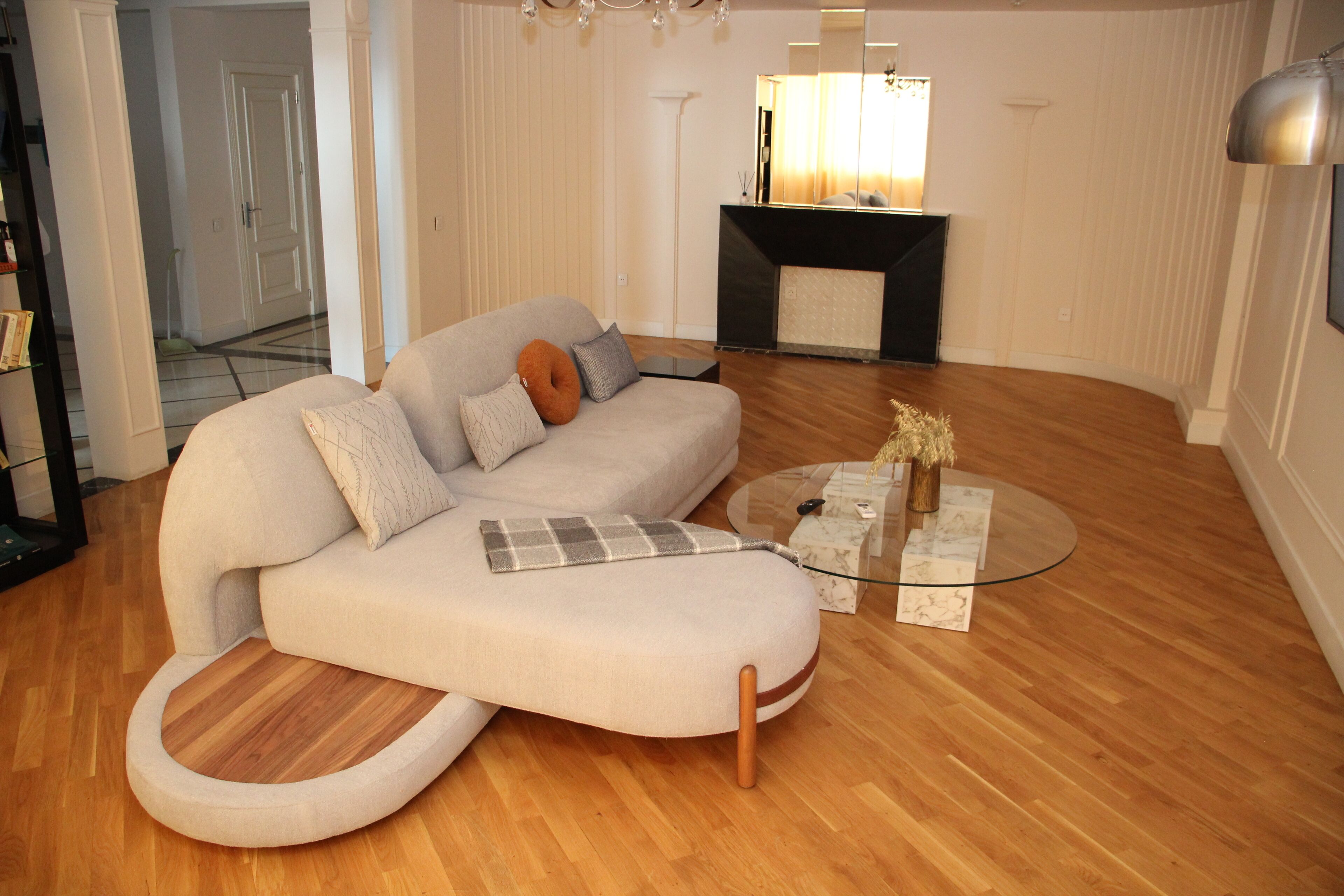 Smart-TV, DVD-Player, Stereoanlage