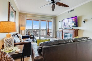 Smart TV, fireplace, DVD player, toys