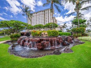 Property grounds - Hale Maile O-601 perfect to relax and enjoy the ocean  (Kapolei)