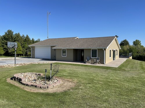 Paradise Retreat On Beautiful Rathbun Lake - Homemade Mexico