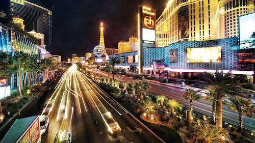 ポロタワーズラスベガスストリップの中心にある1 Bdrmスイート