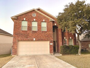 Exterior - Spacious and Great Sunset View at Stone Oak area (San Antonio)