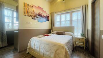 4 Schlafzimmer, BĂŒgeleisen/BĂŒgelbrett, kostenloses WLAN, BettwĂ€sche