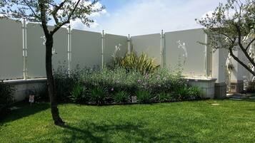 Enceinte de lâhĂ©bergement