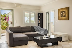 TV, fireplace, DVD player, table football