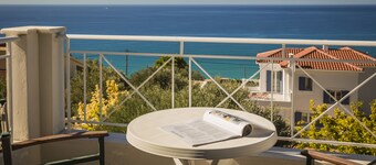 Rhakotis Villa - Fabulous Villa with Private Pool, Clear Sea Views