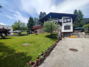 Exterior - Haus Susanne - self-catered Guest House Apartment. (Radstadt)