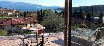 Apartment in Salo with breathtaking lake view - WIFI A/C car parking