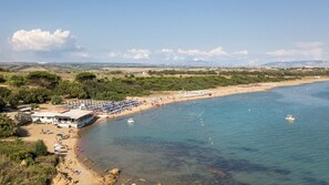 Sun loungers, beach towels - Luxury villa/ Private Heated Pool / Private Garden (PARTANNA)