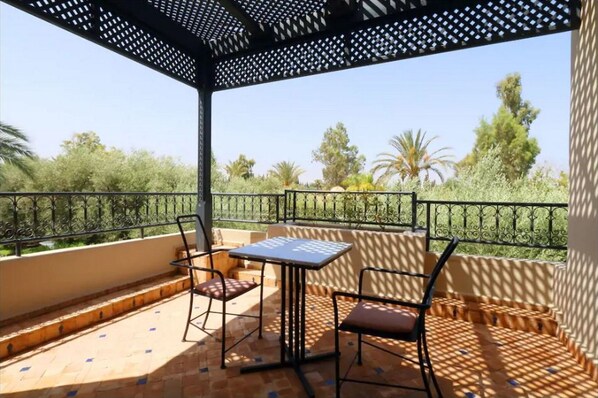 Outdoor dining - Villa Seven - Magnificent villa with private pool  (Marrakech)