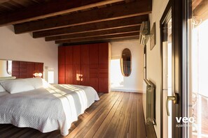 1 soverom, strykejern/-brett, wi-fi (inkludert) og sengetøy