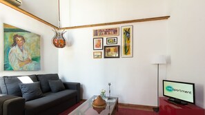TV