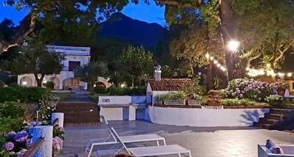 Villa Francesca Romana<br>Entspannen Sie am See, nur wenige Meter vom Meer entfernt