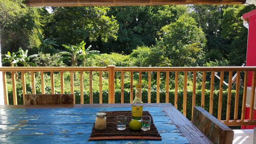 GROSEILLE ZAHLT Ihr Ferienhaus in Bouillante in Guadeloupe.