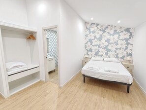 4 habitaciones y camas con efecto memoria
