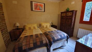 1 chambre, bureau, Wi-Fi, draps fournis