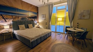 StrykjÀrn/strykbrÀda, gratis wi-fi och sÀngklÀder