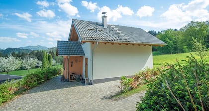 Rustikal-moderne Ferienalm mitten im Schwarzwald