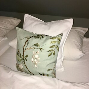 1 soveværelse, pengeskab på værelset, strygejern/strygebræt, weekendseng