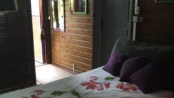 1 多间卧室、熨斗/熨衣板、WiFi、床单