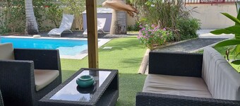SMALL VILLA "LE NID D'AMOUR" WITH PRIVATE SWIMMING POOL