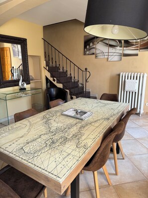 Dining - Downtown, lovely city house, 4 bedrooms, 700m to the Croisette (Cannes)