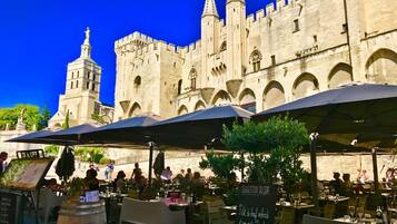 Restauration extérieure