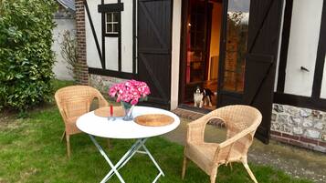 Buiten dineren