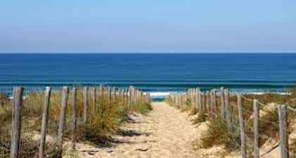 4-bedroom family villa heated pool near ocean fenced garden