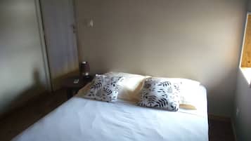 3 bedrooms, Internet