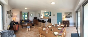 Interior - Beautiful VILLA 100m2 with view and direct access to the sea, 3 bedrooms, bathroom, living room, in enclosed park (Fouras)