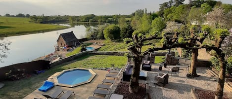 Piscine extérieure, piscine chauffée