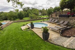 Piscine extérieure, piscine chauffée